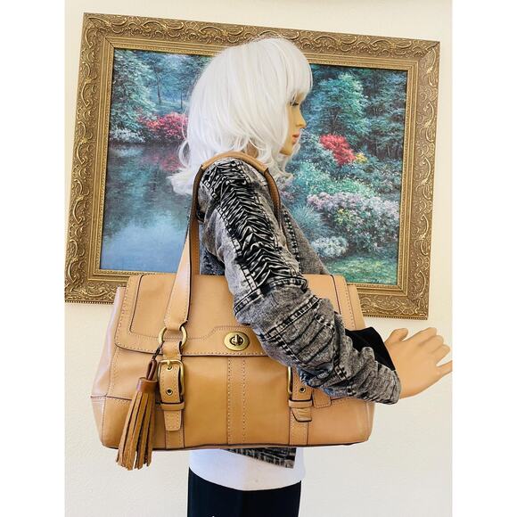 Coach Hampton Flap stitched tan Bag 11546 Satchel/Carryall - Picture 3 of 9